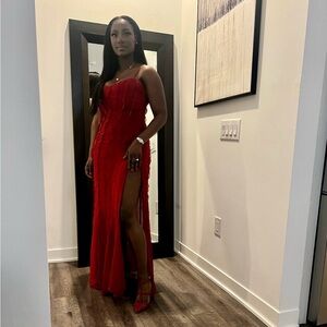 Meet your Posher, Charmaine